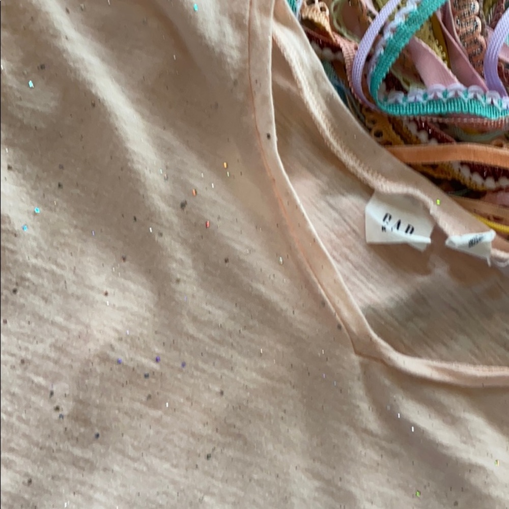 Gap - Picture 3 of 4